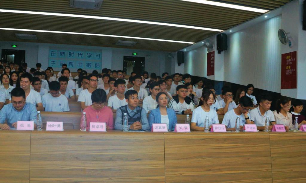 太阳城娱乐‍‍‍‍‍‍‍‍举行第三届团总支-员工会第二次全体大会6.jpg