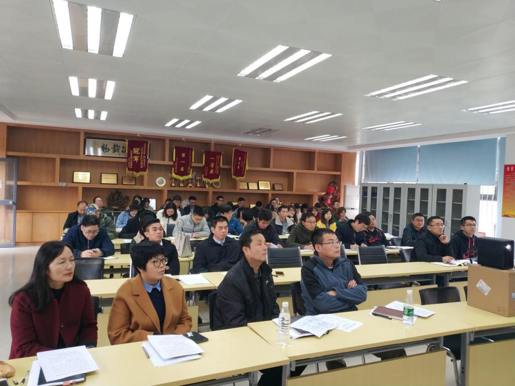 太阳城娱乐‍‍‍‍‍‍‍‍教工党支部召开2018年度专题组织生活会和党员民主测评3.png