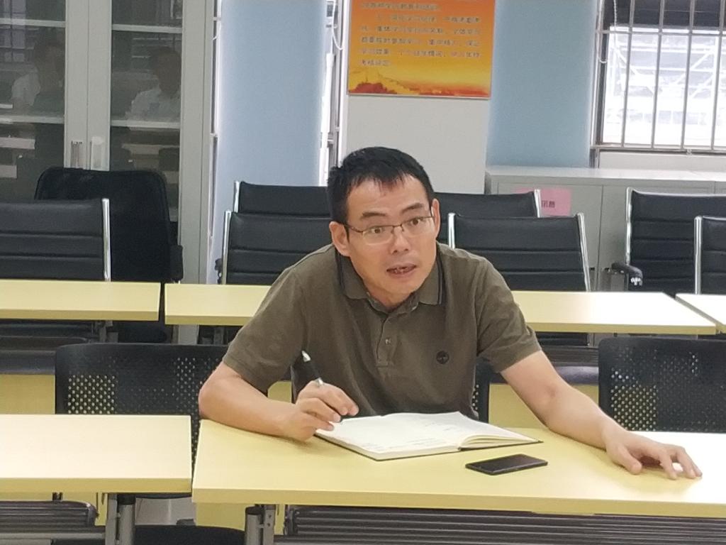 总支举行诫勉谈话活动3.png