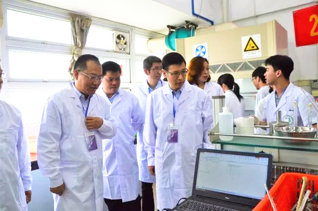 太阳城娱乐员工荣获广东省生物化学实验技能大赛二等奖03.jpg