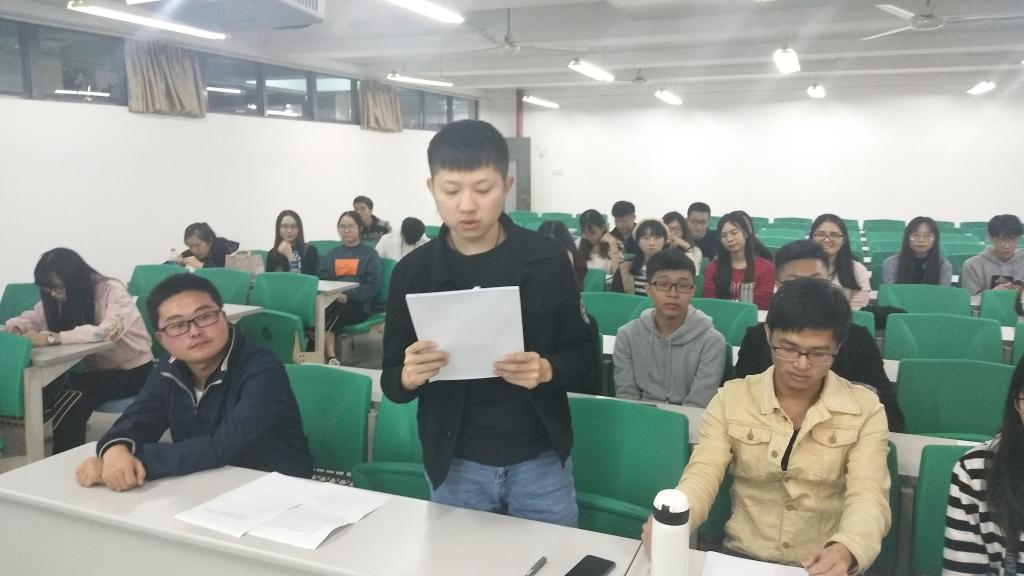 太阳城娱乐员工党支部顺利召开预备党员转正支部大会2.jpg