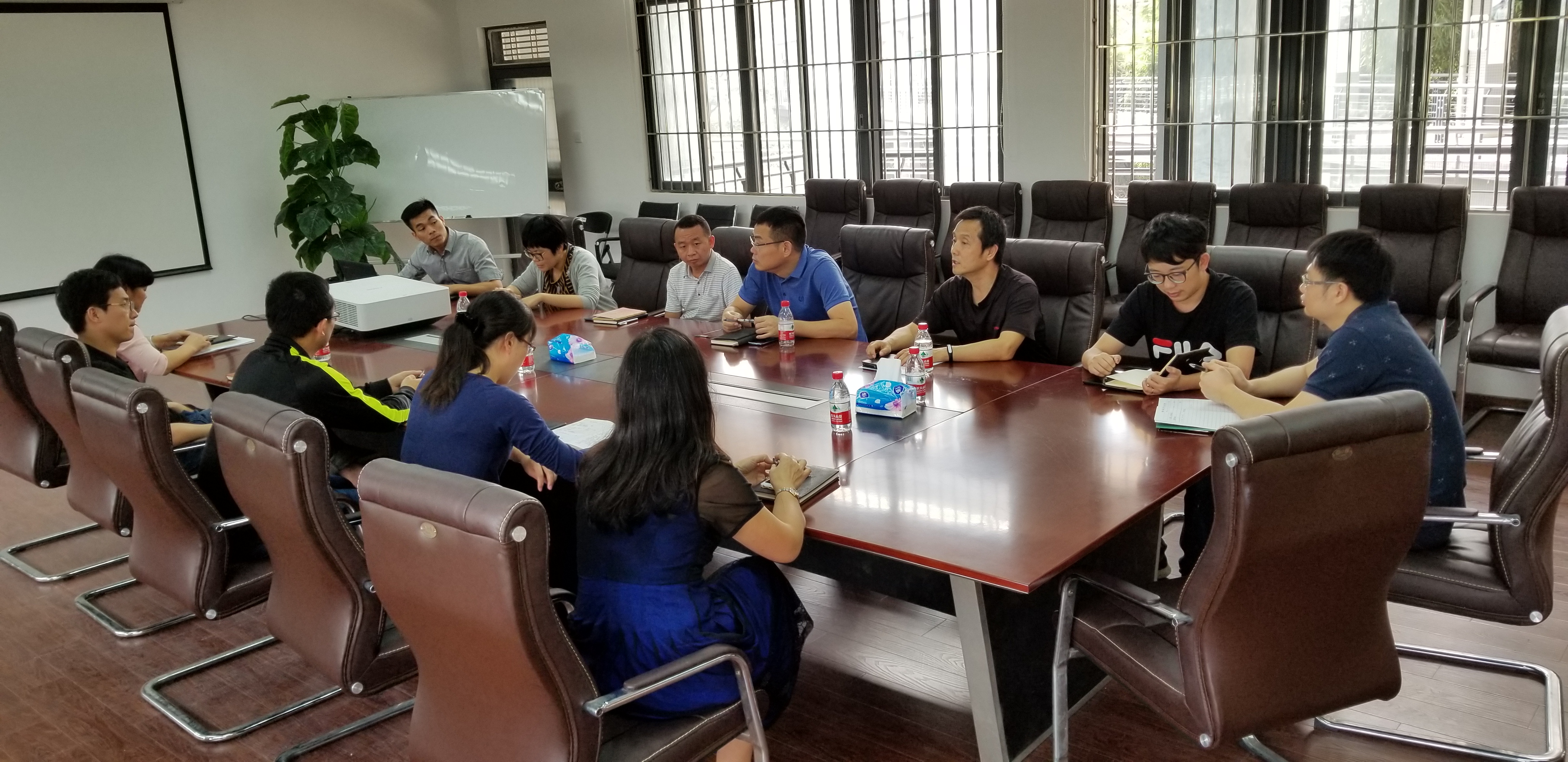 太阳城娱乐‍‍‍‍‍‍‍‍召开党政联席扩大会.jpg